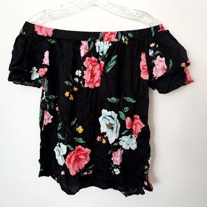 Old Navy Black Modal Boho floral cold shoulder peasant top Medium Spring Girly